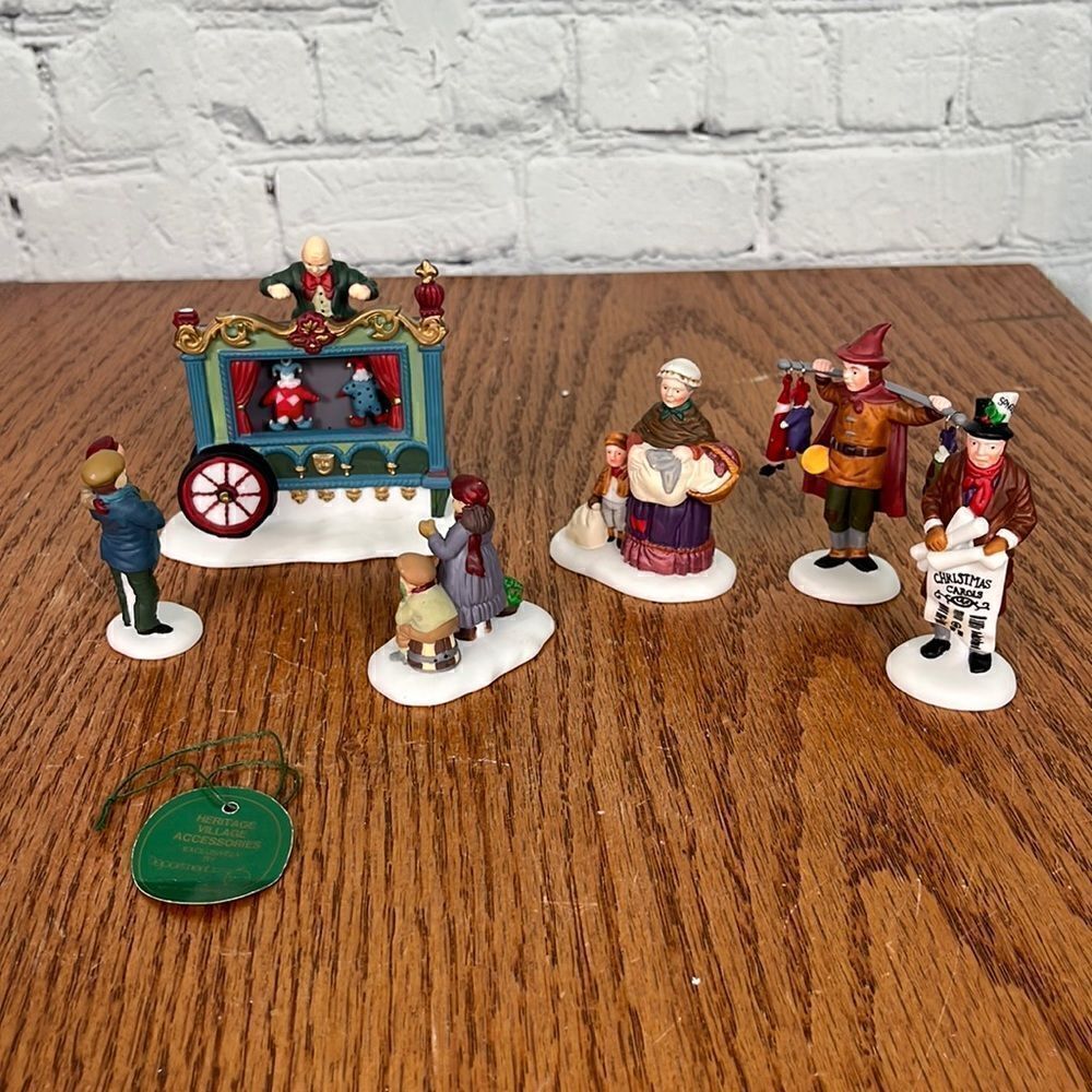 Department 56 Lot Of 2 Heritage Village Collection Old Puppeteer & Road Peddlers